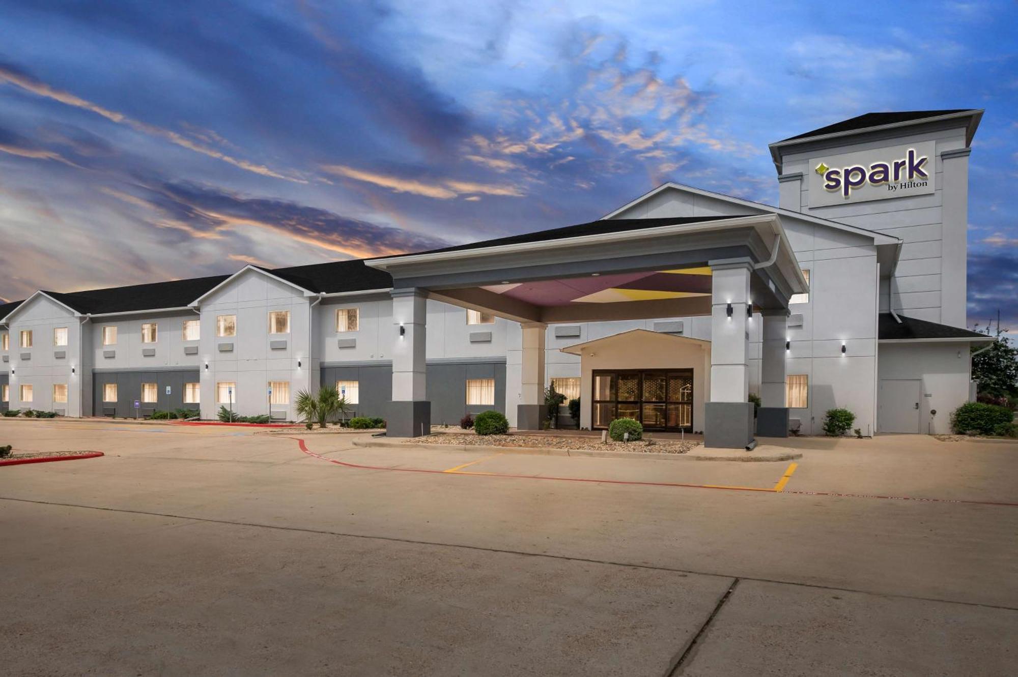 Spark By Hilton Mansfield Extérieur photo